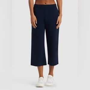 Cozy Earth Women's Brushed Bamboo Pull On Capri Navy Size Small